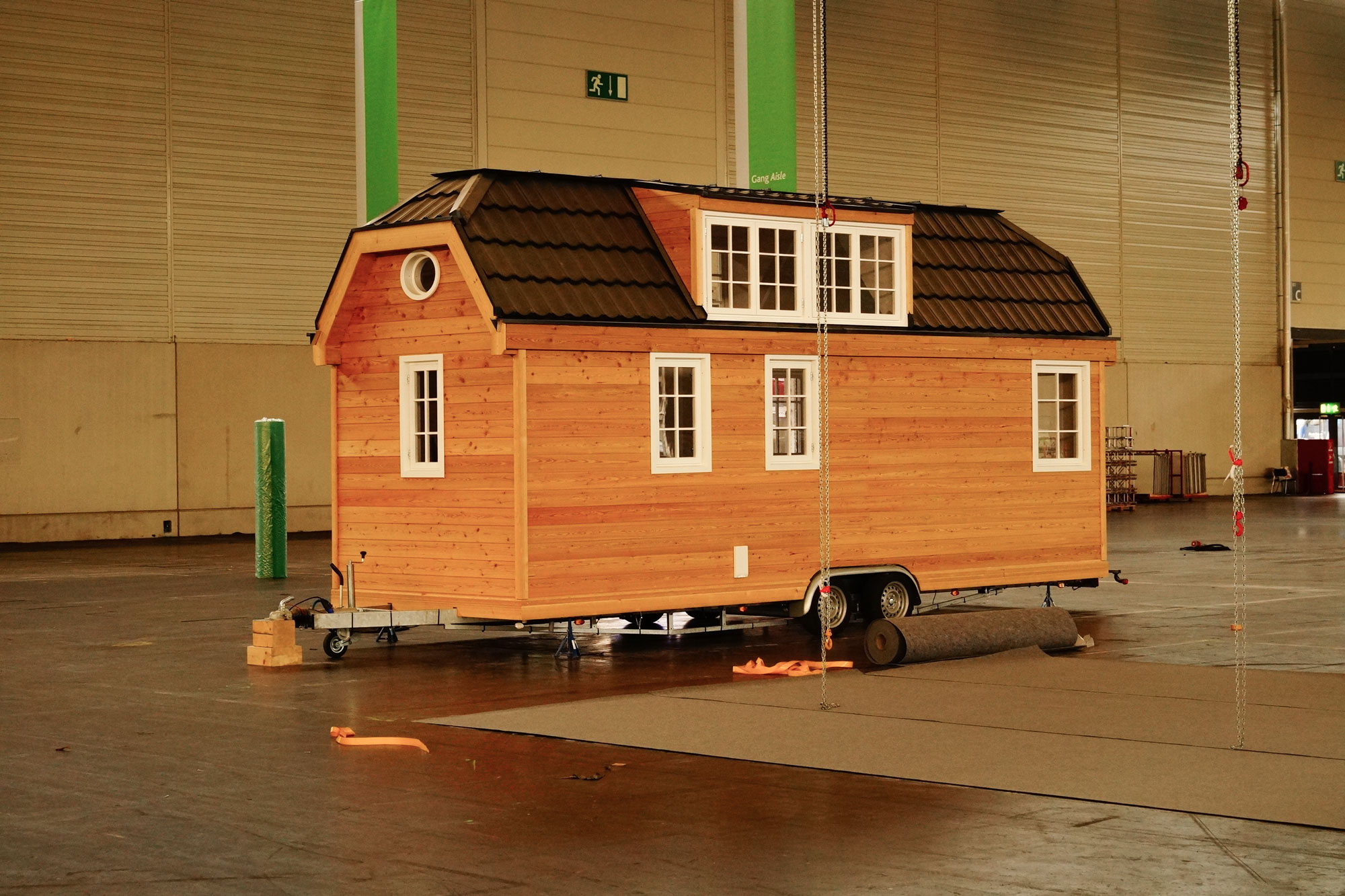Tiny-House-in-der-Halle
